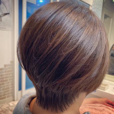 ブローなし！簡単にセットできる大人ショート