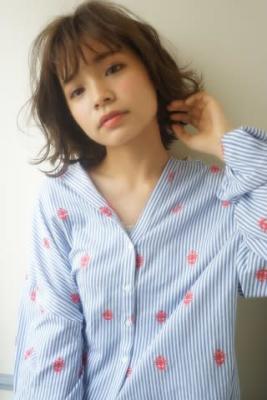 緩めが可愛いパーマボブ