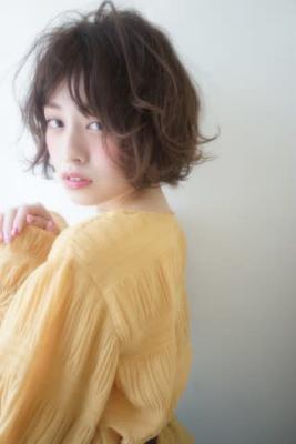 クシュっとラフな質感のボブ♪