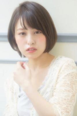 前髪ありの耳掛け大人ショートボブ★