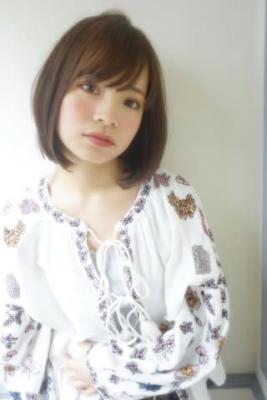 前髪ありの子供っぽく見えない前下がりボブ♪