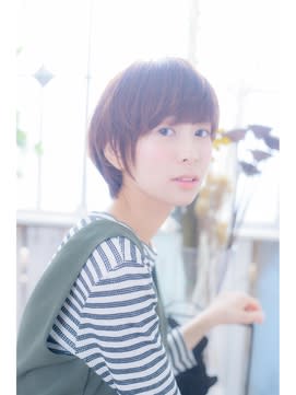Neolive aim 　頭の丸みを作る小顔ショート☆