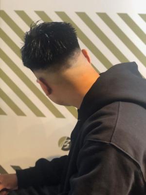 フェードカットスタイル【BARBER-BAR】