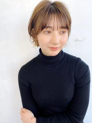 外ハネショート