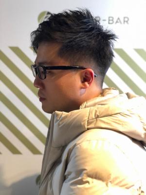 大人の刈り上げスタイル【BARBER-BAR】