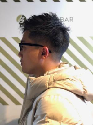 大人の刈り上げスタイル【BARBER-BAR】