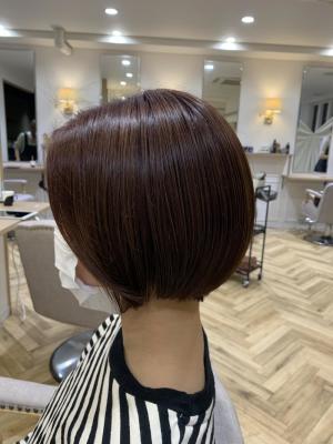 ナチュラルな大人っぽショートボブ ナチュラルな大人っぽショートボブのイメージ画像