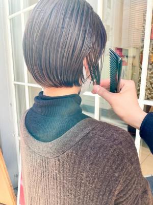小顔切りっぱなしボブまるみくびれショート横浜10