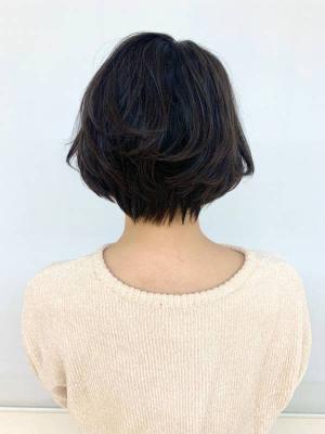 黒髪/グラボブ/小顔/ショートカット/30代40代50代