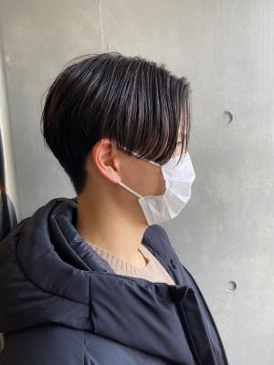 前下がりクールトランクスヘアー