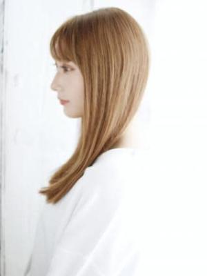 シースルーバングのさらっとストレート