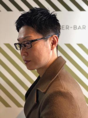 大人の刈り上げスタイル【BARBER-BAR】
