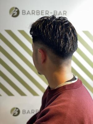 フェードサイドパートスタイル【BARBER-BAR】