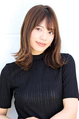 シルキー外ハネスタイル