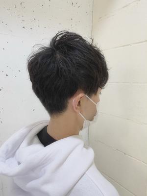 ナチュラルショート×ゆるパーマ