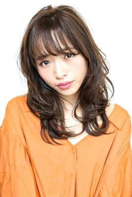 働くミセスに人気のゆるパーマ