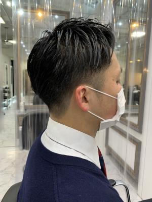 ジェルでパキッと七三ヘア【クスダ】