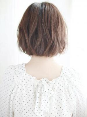クシュっとカワイイニュアンスカールボブ