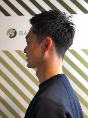 大人の刈り上げスタイル【BARBER-BAR】