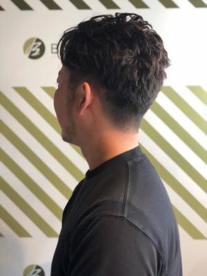 大人の刈り上げスタイル【BARBER-BAR】