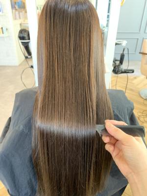 艶サラロングヘアー