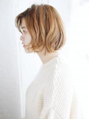 かきあげバングのゆるニュアンスカール