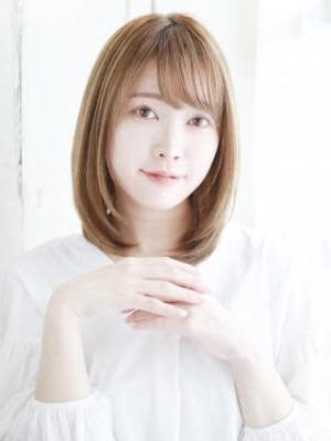 透け感バングのワンカールボブ