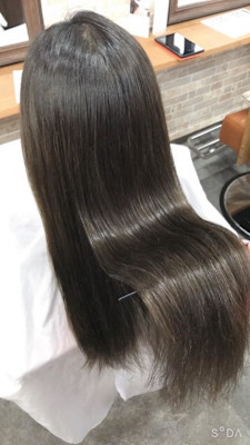 アッシュベージュ艶髪【髪質改善　錦糸町】