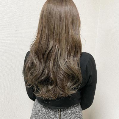 ブリーチ無しの、ハイトーンアッシュ☆