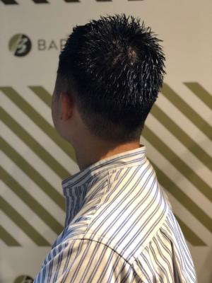 フェードカットスタイル【BARBER-BAR】