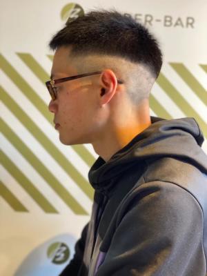 クロップスタイル【BARBER-BAR】