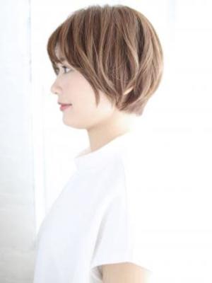 透け感ニュアンスショート