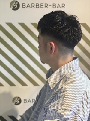 フェードカットスタイル【BARBER-BAR】
