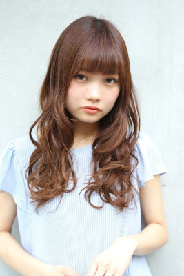 しっかりウェーブヘアはデジタルパーマで