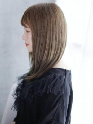 ナチュラルツヤ感ストレート