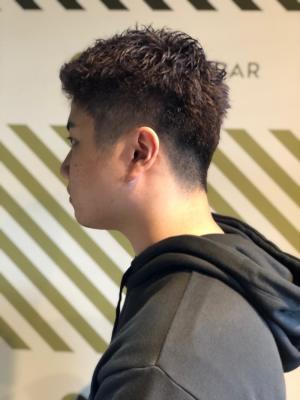 大人の刈り上げスタイル【BARBER-BAR】