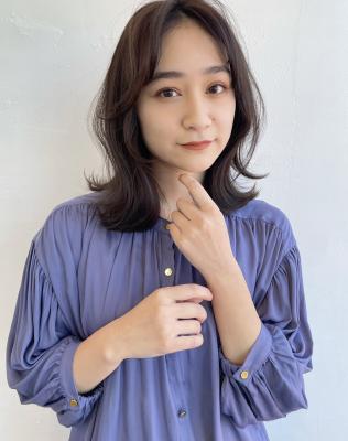 顔まわりレイヤー　小顔みえ韓国風カット