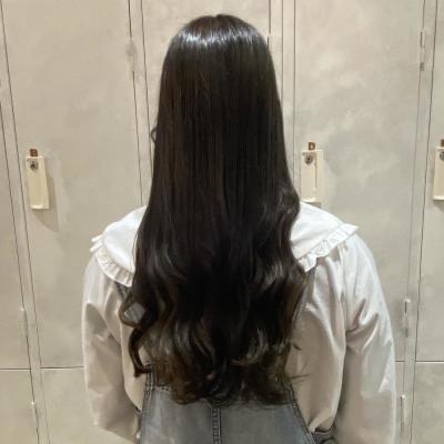 アッシュブラック