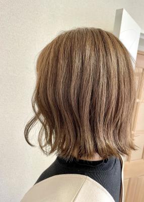 可愛いの王道！ミルクティー切りっぱなしボブ