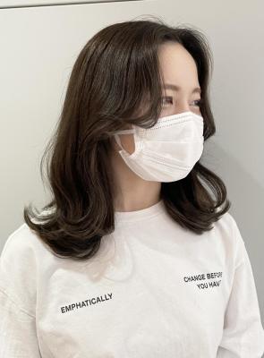 【 YOKE 】ヘーゼルグレージュくびれヘアヨシンモリ韓国