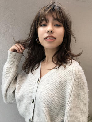 外はねセミロング20代30代40代似合わせ可能