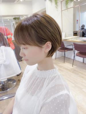 マッシュバング　耳掛けひし形丸みショートボブ【近藤】横浜