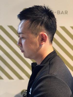 フェードカットスタイル【BARBER-BAR】