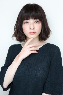 暗髪ボブ