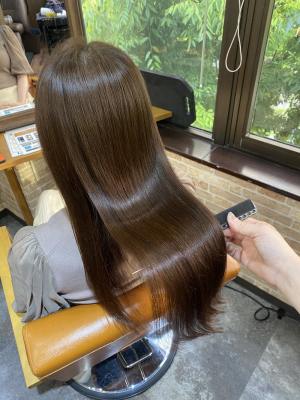 ナチュラルブラウン【艶髪　髪質改善】