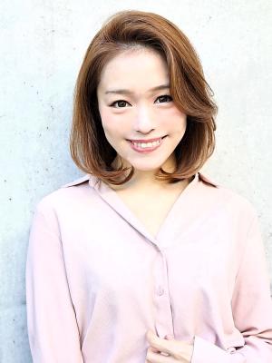 40代のミディアムストレート