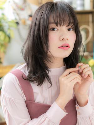 黒髪が大人かわいい◎シースルー抜け感ミディ ニュアンスカラー 黒髪が大人かわいい◎シースルー抜け感ミディ ニュアンスカラー