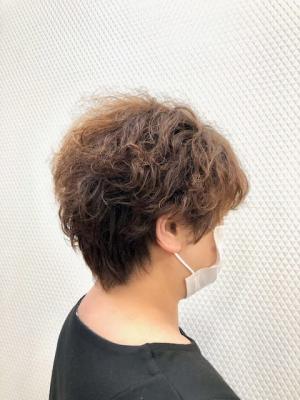ショート/ショートグラ/無造作パーマ/デジタルパーマ/40代 ショート/ショートグラ/無造作パーマ/デジタルパーマ/40代