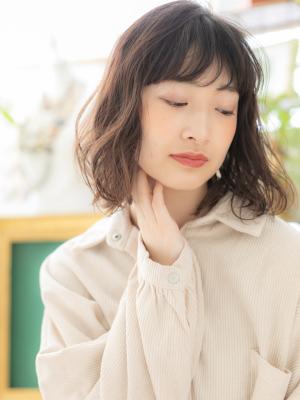 黒髪グレージュカラーくせ毛風エアリーミディ ハーブカラー 黒髪グレージュカラーくせ毛風エアリーミディ ハーブカラー