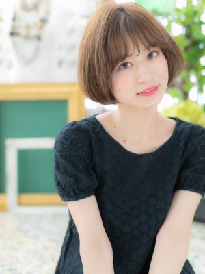 大人かわいいバレイヤージュ透け感小顔ボブ ミニボブ 大人かわいいバレイヤージュ透け感小顔ボブ ミニボブ